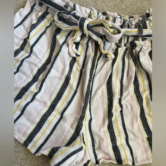 Art Class High Waist Striped Linen Shorts - Pink, Yellow, Black - Picture 2 of 6